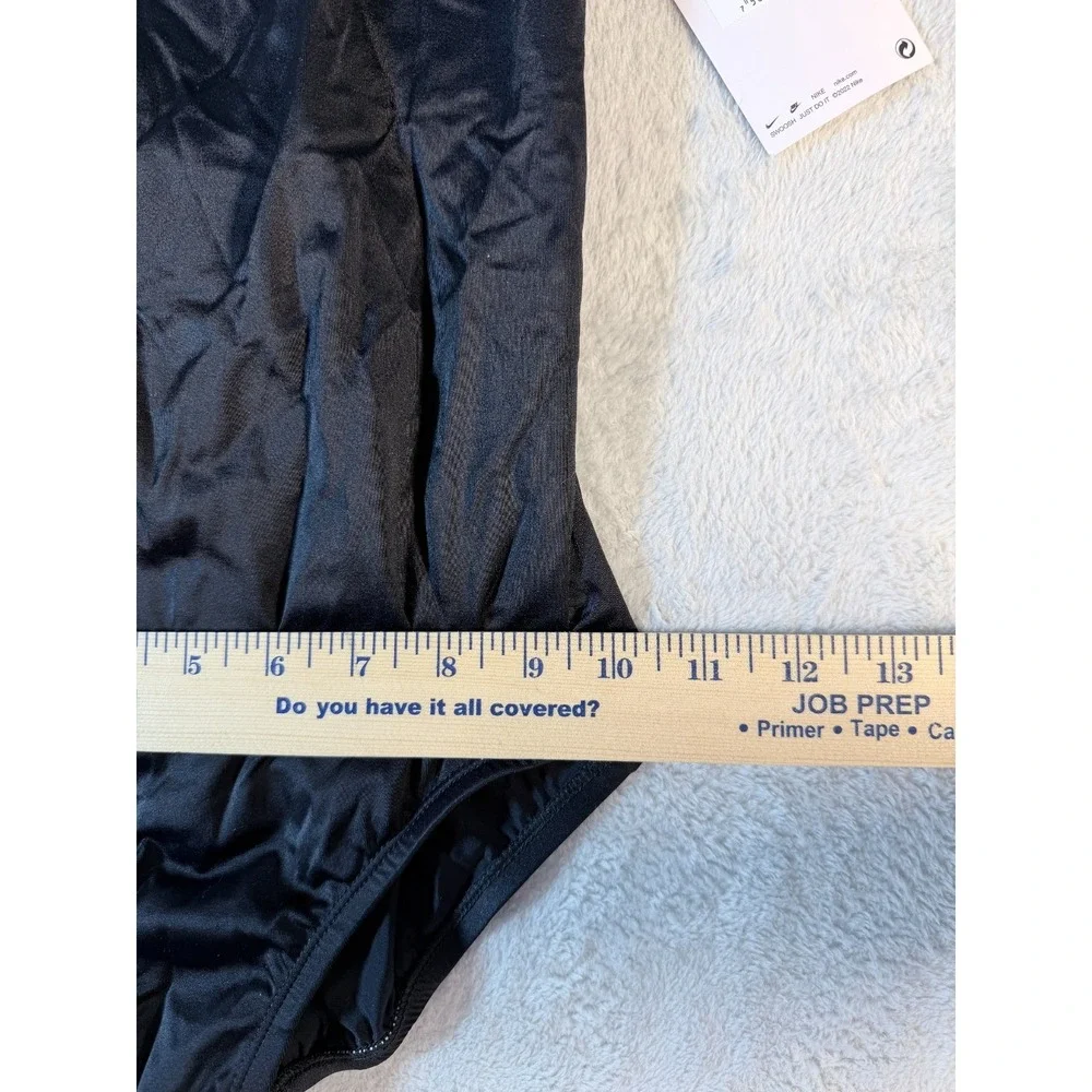 Nike Girls Solid Racerback One Piece Swimsuit Black NESS9644-001 Size‎ M 10-12Y